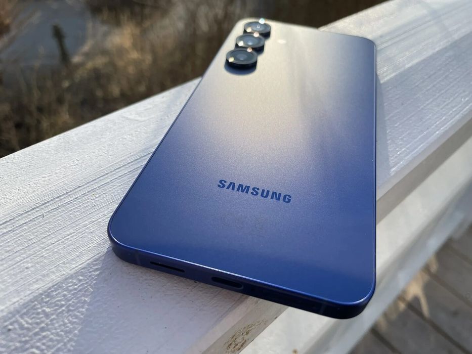 Samsung S25 в идеальном состоянии