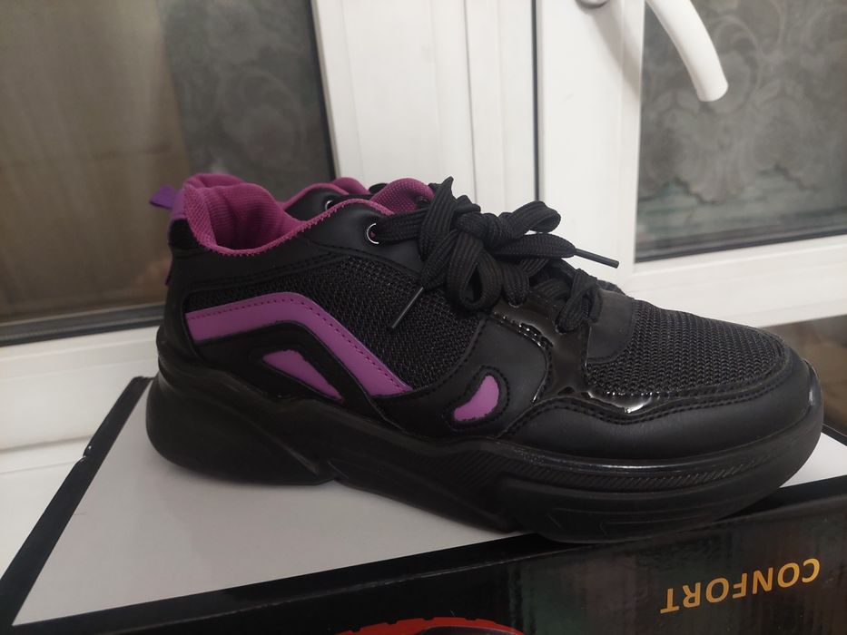 Продам кросовки в хорошем состояний