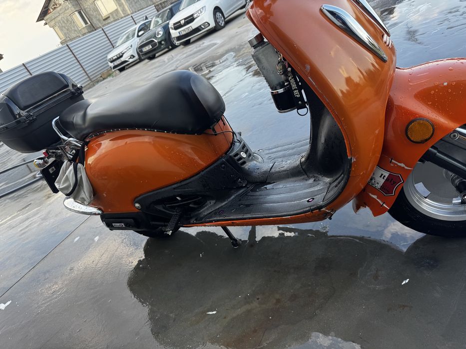 Scuter retro gy6 50km/h