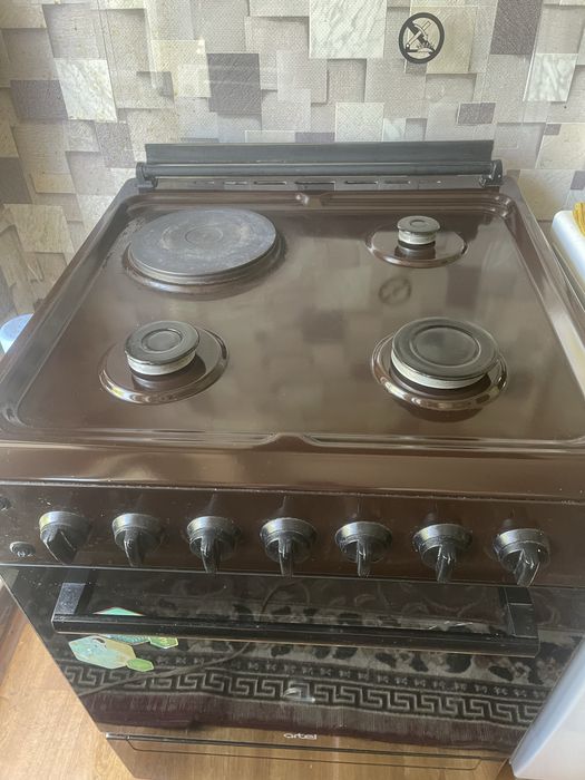 Gaz plita va mini pech va elektr oʻchoq