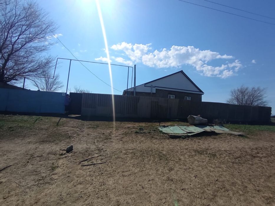 Продам дом в поселке Талдысай