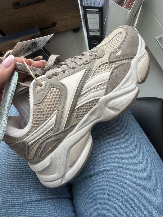 Маратонки на REEBOk