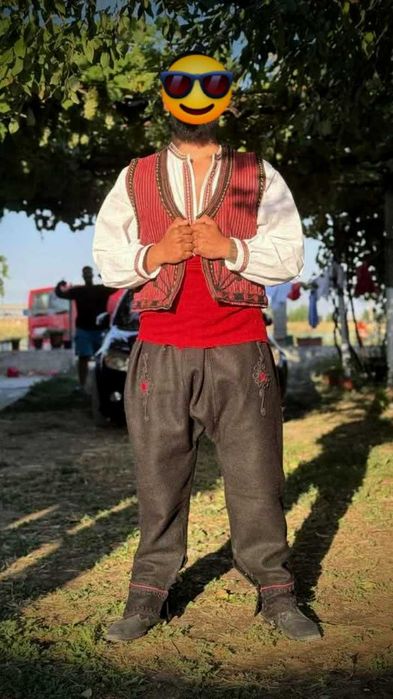 Продавам мъжка носия