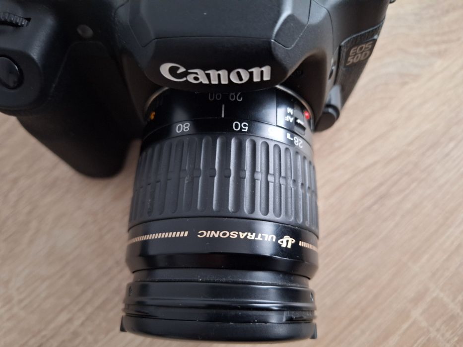 Canon 50D + obiectiv Canon  28-80mm