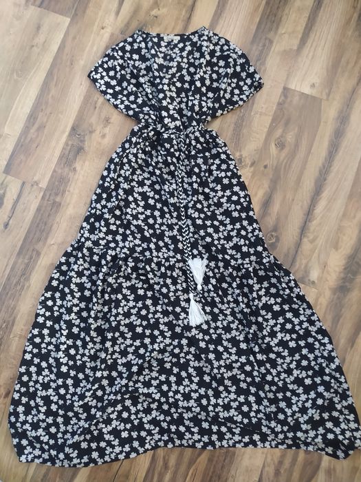 Няколко красиви рокли