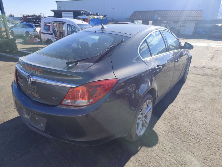 Opel Insignia 2.0CDTI - 162к.с - 2009г. на части