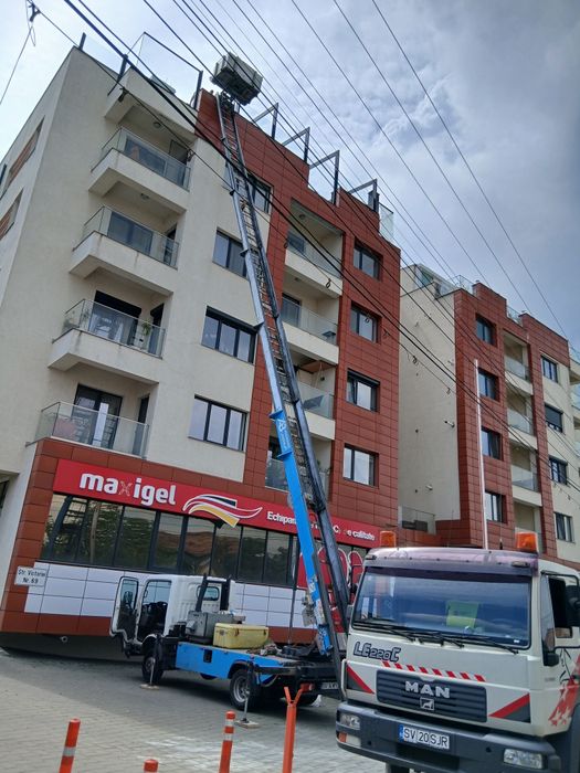 închiriere lift exterior