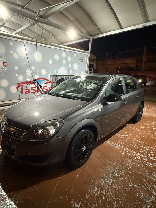 Opel astra H 1.6 benzina