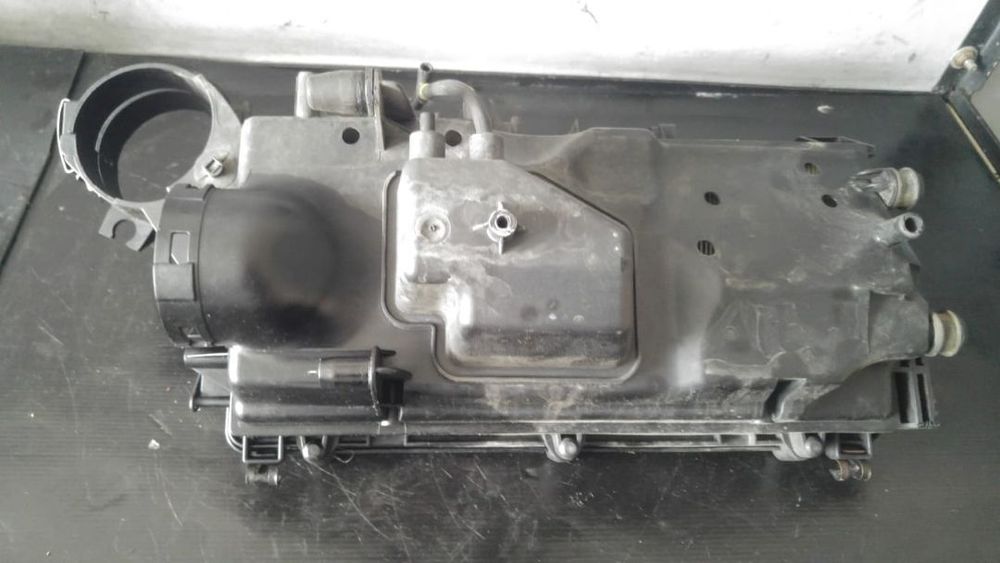 Carcasa filtru aer 2.0 cdi b-class w245 a6400900701