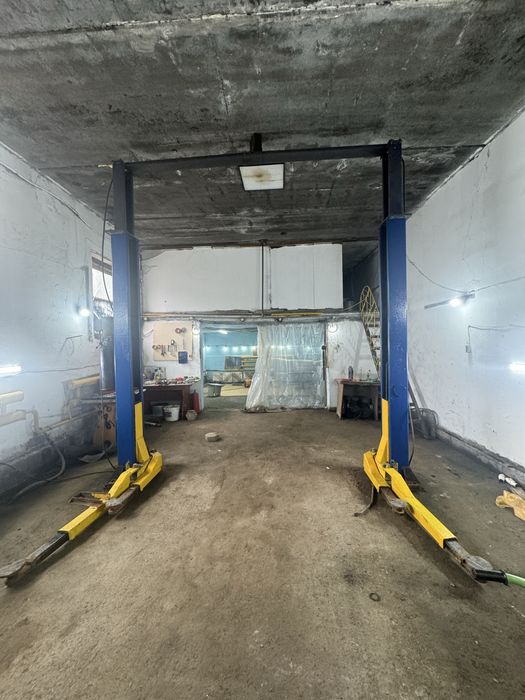 Сдам бокс сто с подьемником