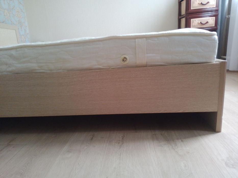 Кровать двухспальная