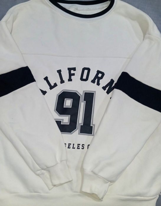 спортивный свитшот