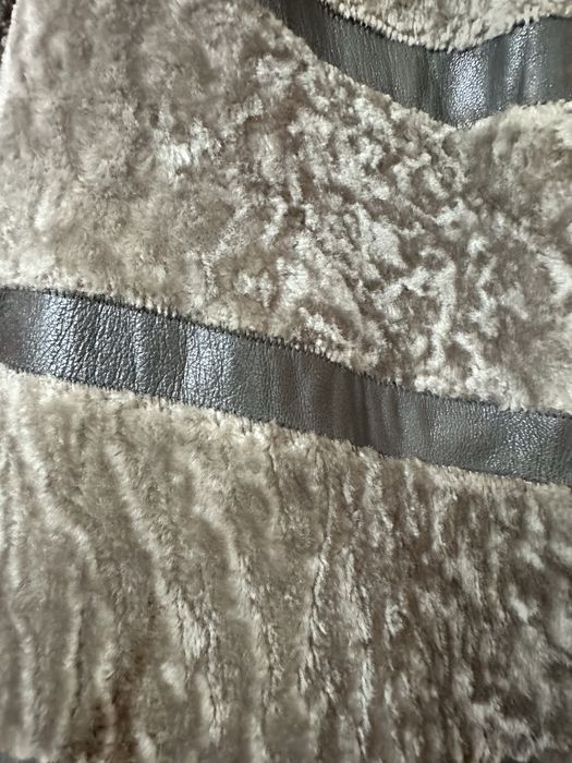 Шуба каракуливая