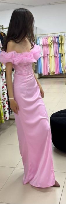 Вечернее,  нежное платье