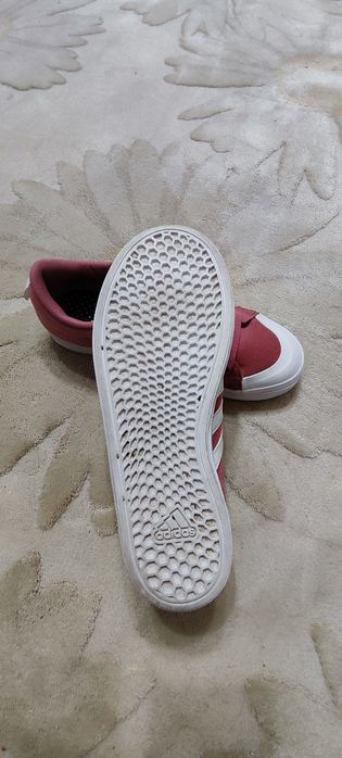 Vând pantofi sport ( adidași) Adidas Nr. 39 1/3