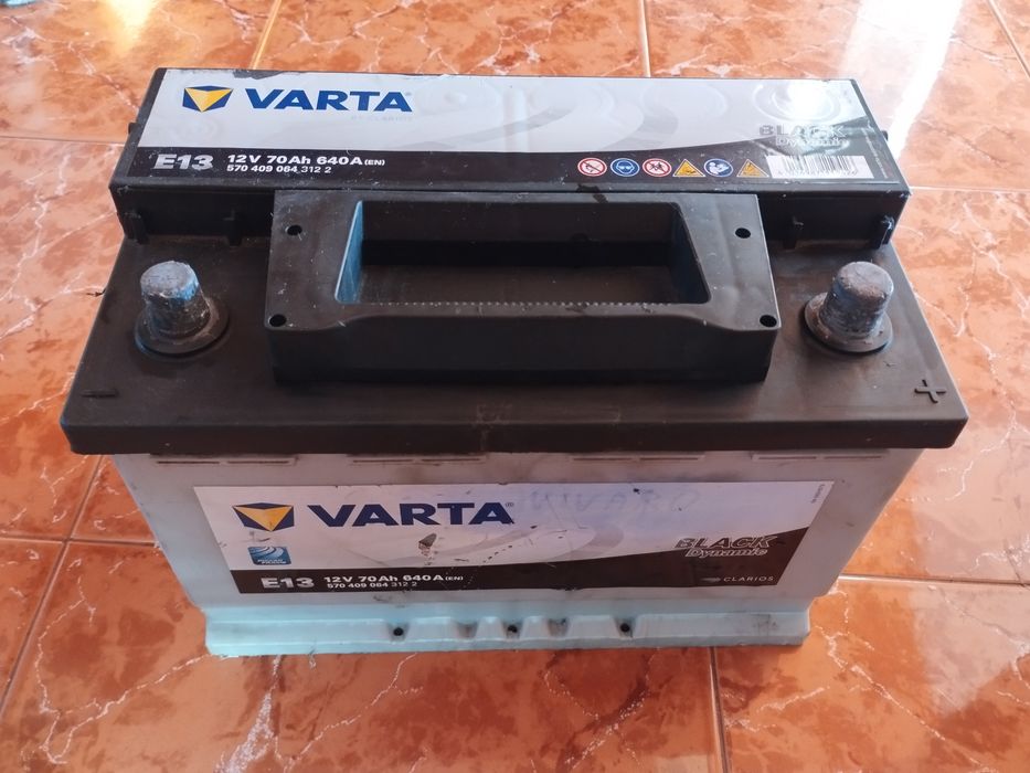 Акумулатор Varta 70Ah