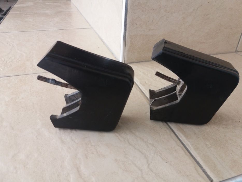 Клыки на бампер 2106 б.у.