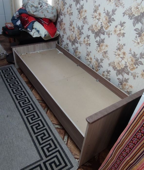 Кровать одноместная, б/у