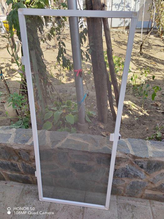 Комарници 2броя .