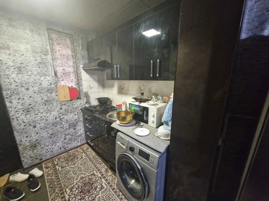 Продаётся 2х комн квартира на 1 этаже Ор-р Конечка