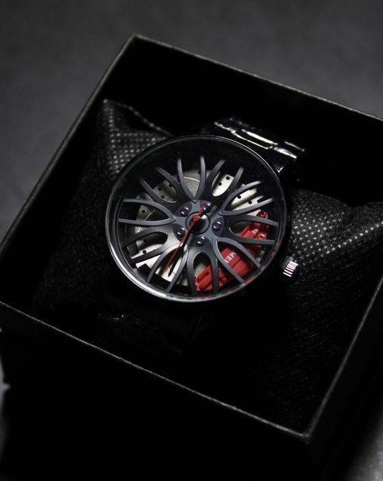 Часы. Часы с диском