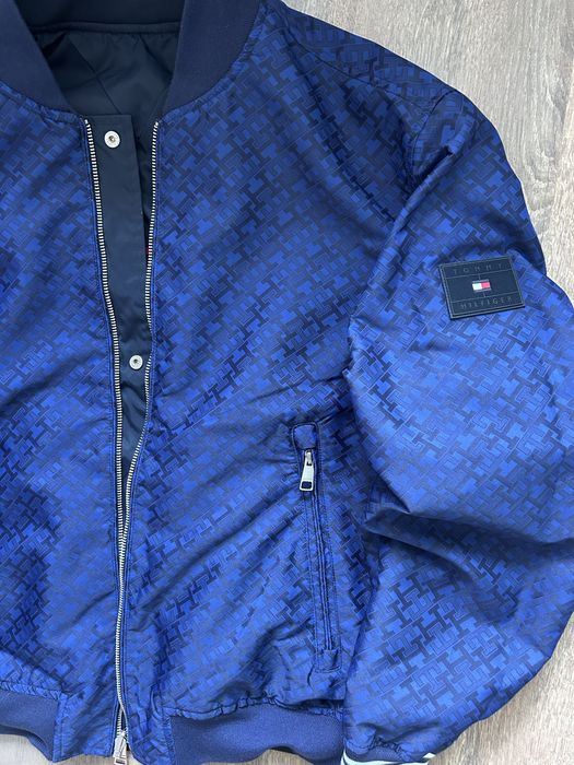 Двулицево яке бомбър Tommy Hilfiger