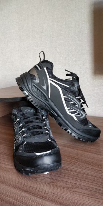 Кроссовки Bona, 44-й размер