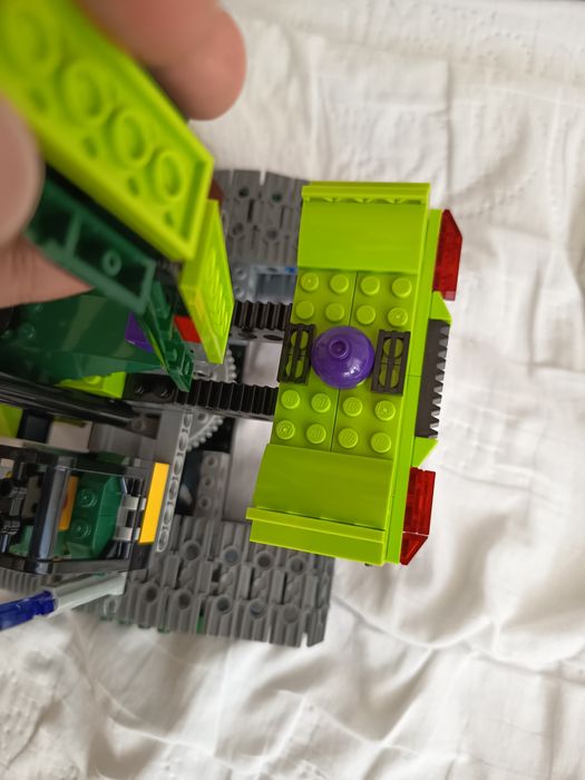 Lego ninjago 9457- Fangphyre wrecking ball