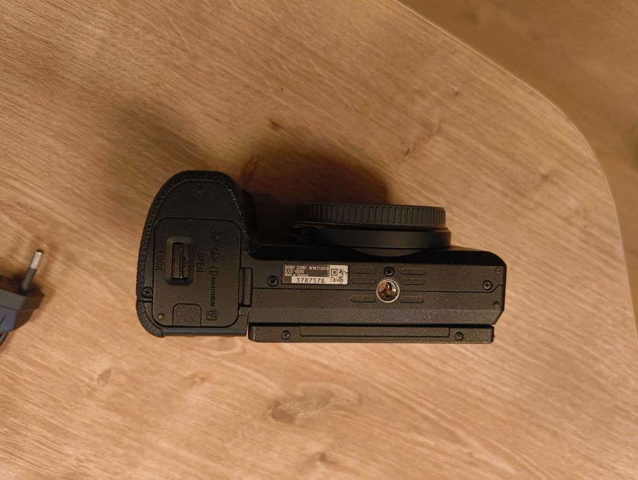 Sony a6500 + Аксесоари