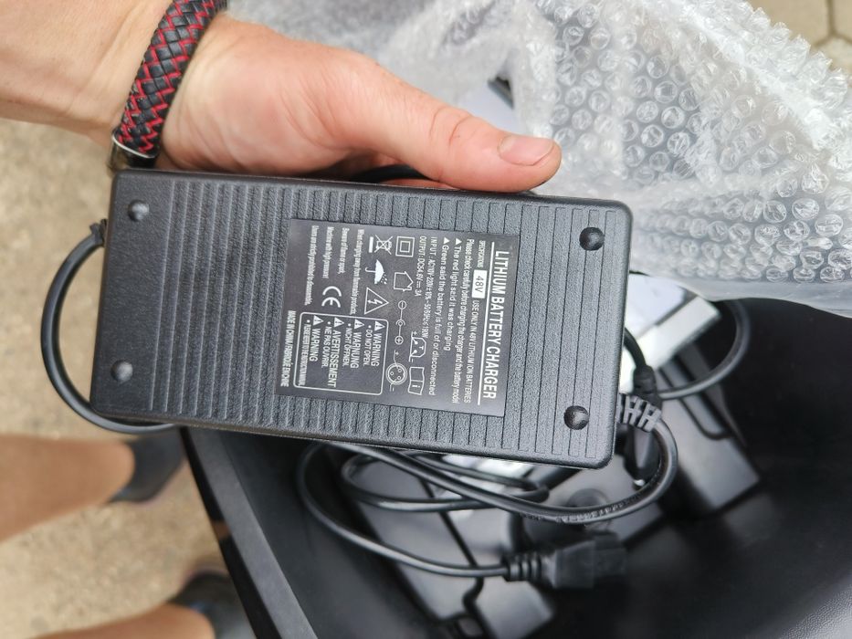 Scuter electric RKS R8 – 2022