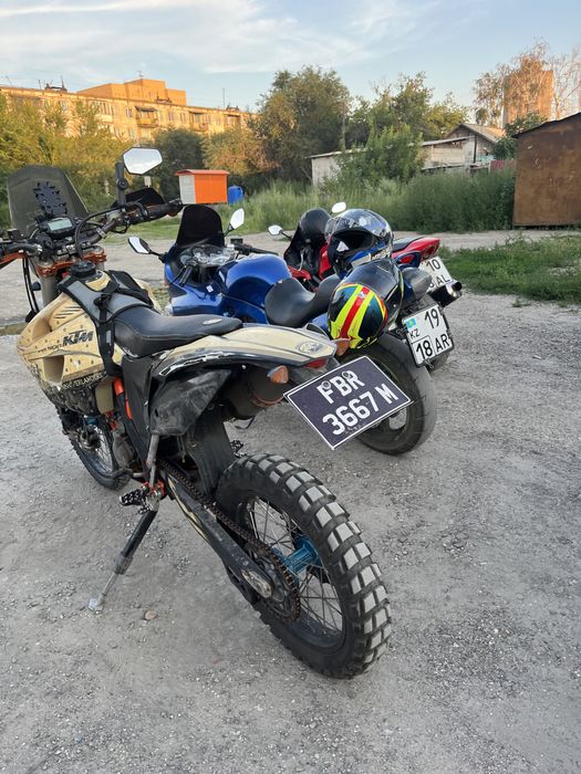 Suzuki gsx600 katana