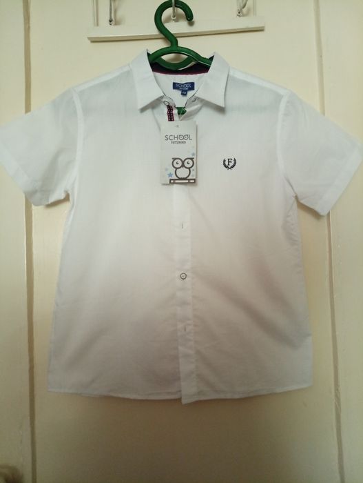 Продаются белые рубашки