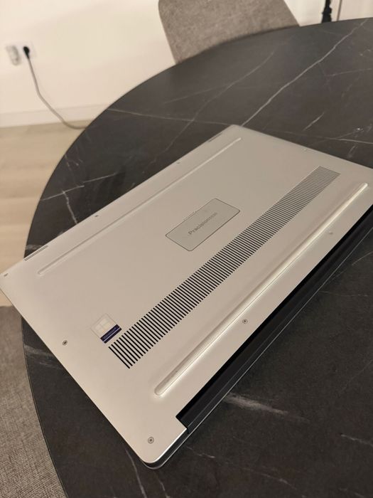 Vand Laptop Dell Precision 5530 statie grafica/work station profi