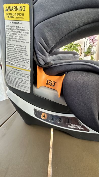 Столче за кола Chicco MyFit – група 2/3 (15–36 кг)