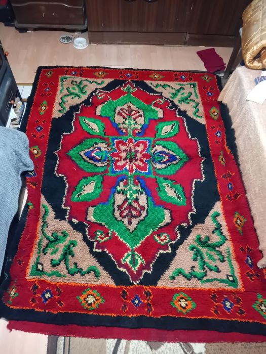 Не използван червен и шарен китеник