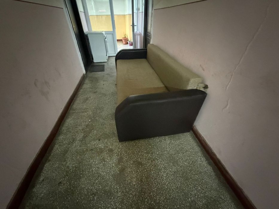 Vând canapea extensibila