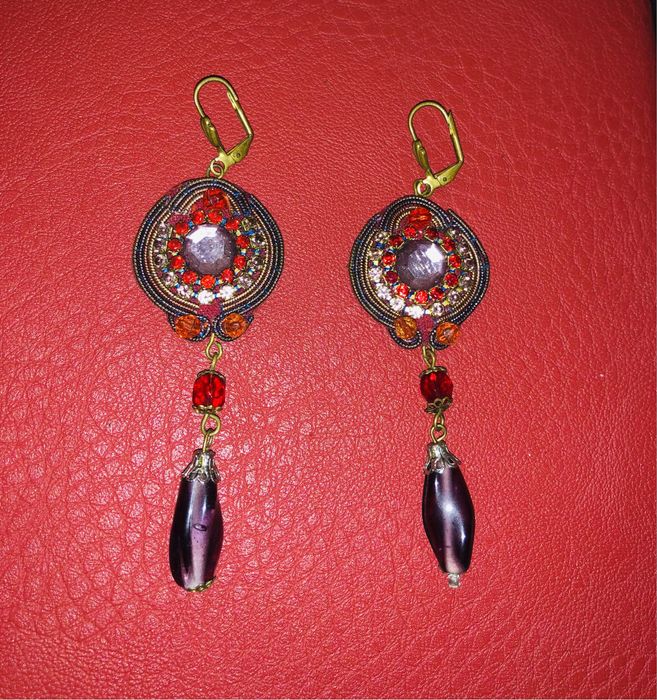 Продам оригинальные серьги