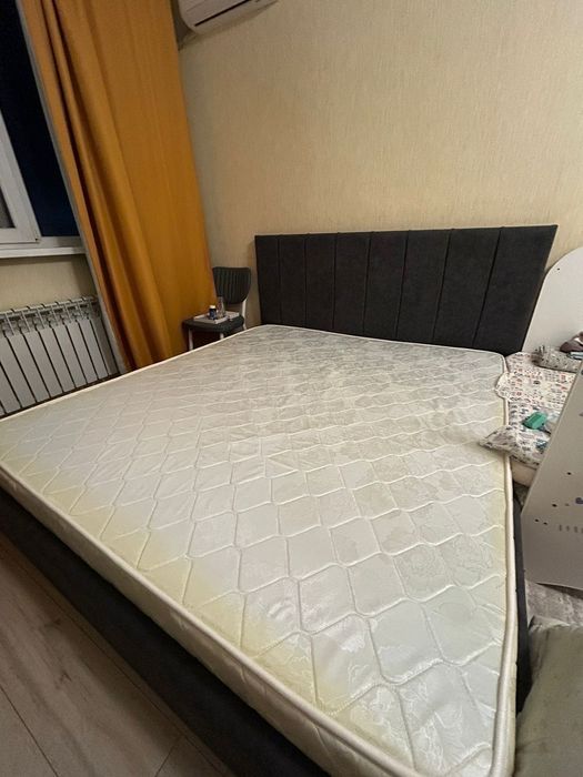 Матрас беспружинный 180х200