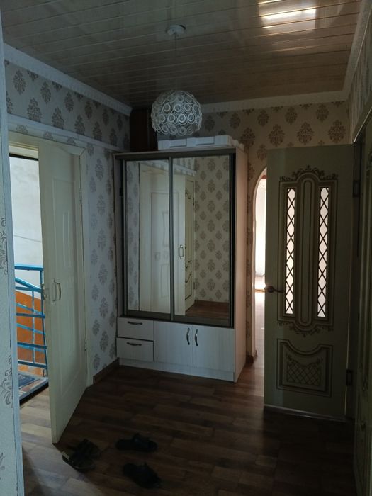 Продам квартиру 3 комнатную