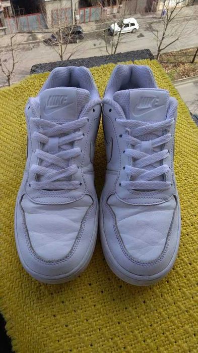 NIKE Ebernon Low White Size 39 5.5 (25 cm)