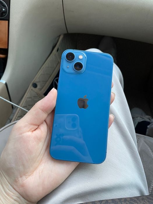 Продам Iphone 13