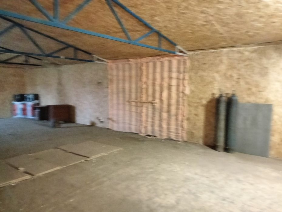 Гараж  30*8 участок 10 соток