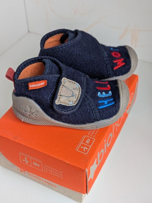 Пантофи biomecanics 20