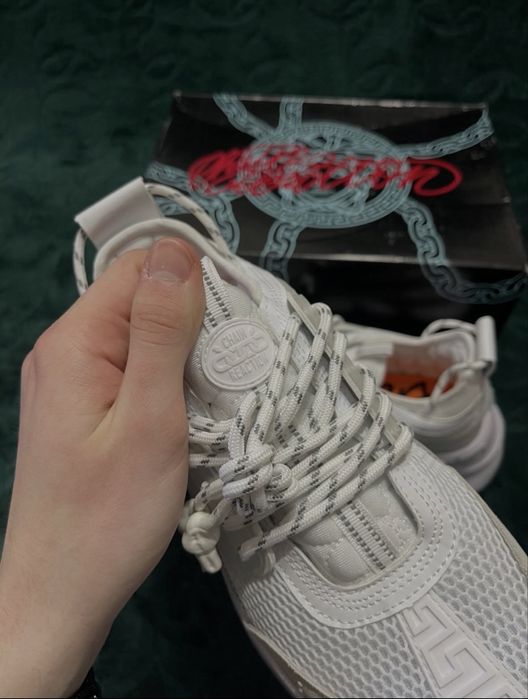 Vand versace chain reaction white