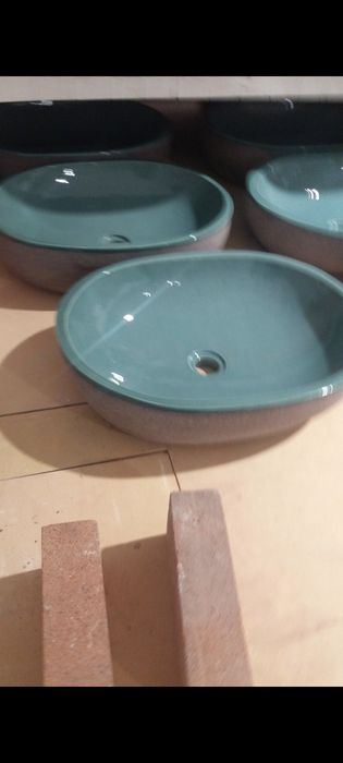 Глазирана мивка от вулканичен лава камък 60/40см