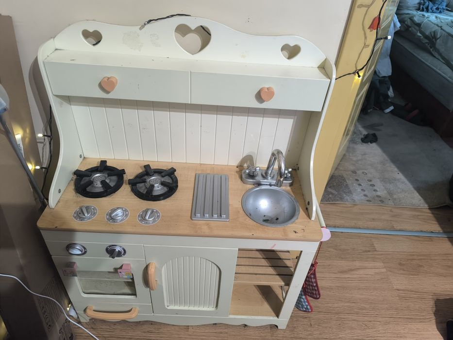 Детска кухня естествено дърво 72/ 94 см