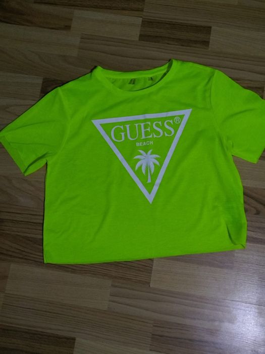 Vand tricou GUESS nou