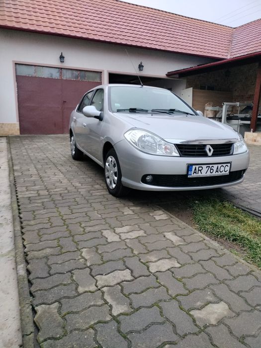 De vanzare Renault Symbol 1,2 benzina  an 2010
