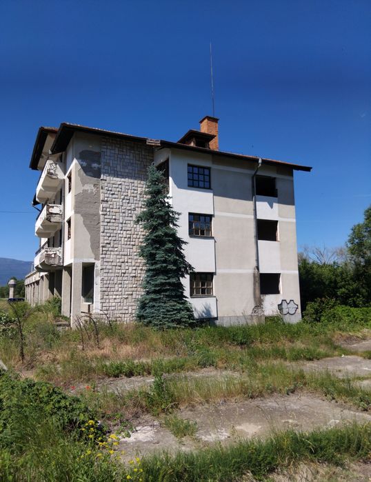 Продава хотелска сграда в гр Кюстендил