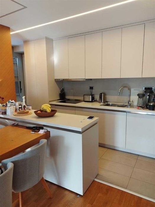 Дава се под наем Двустаен апартамент в София, Център - 54 кв.м за 612 € - Снимка #1